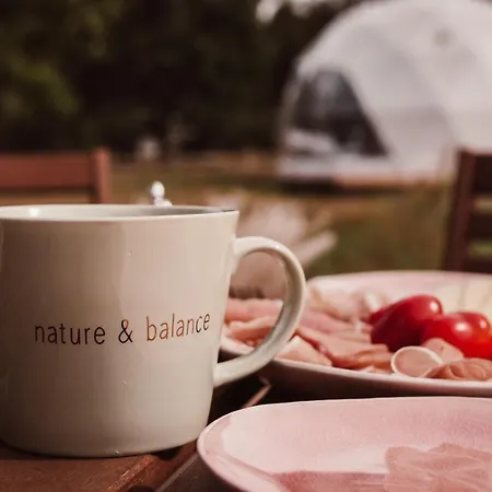Salinko Glamping Luxe tent